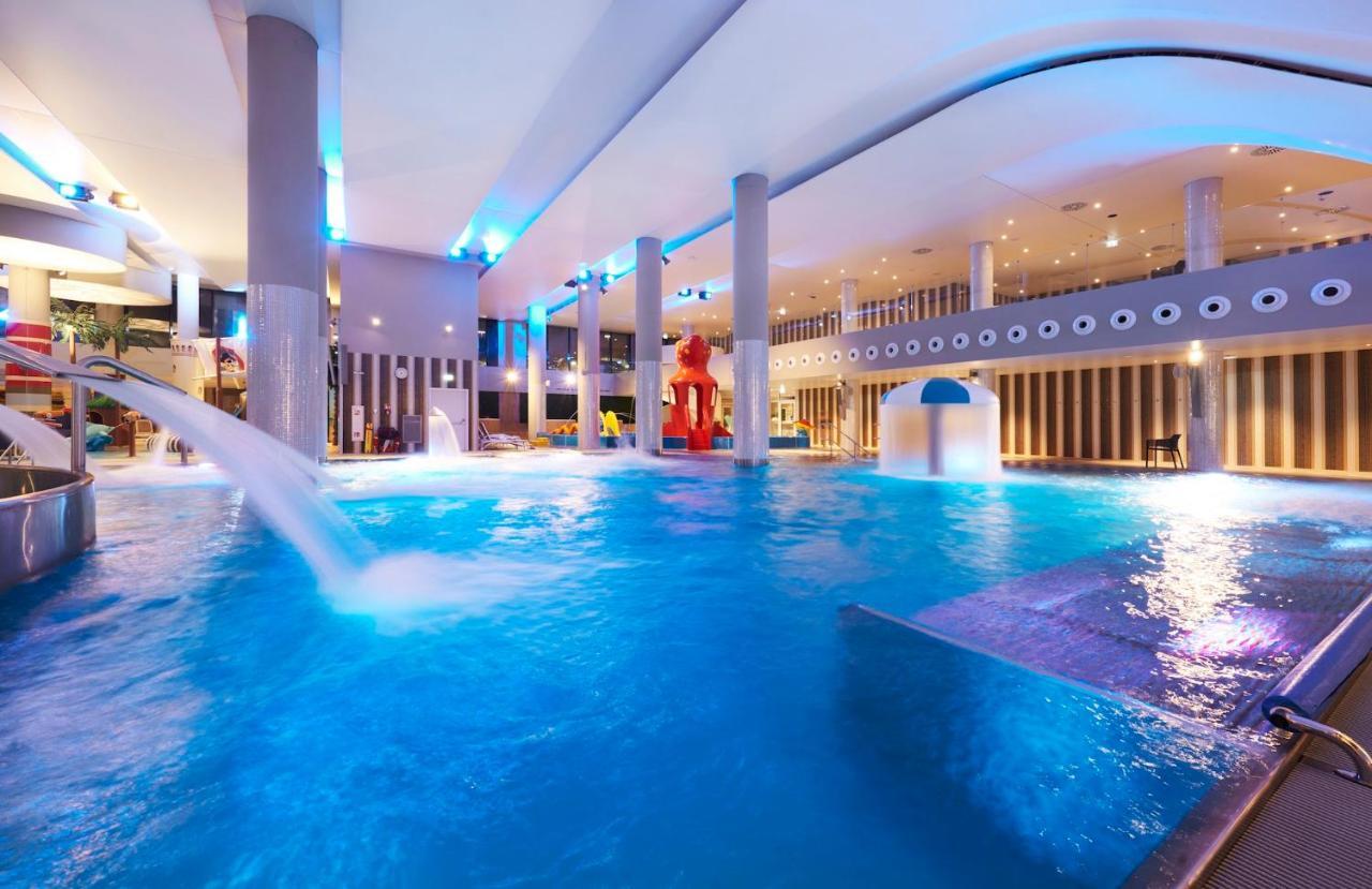 Vacationclub - Baltic Park Fort Apartament E.115 Swinoujscie Bagian luar foto