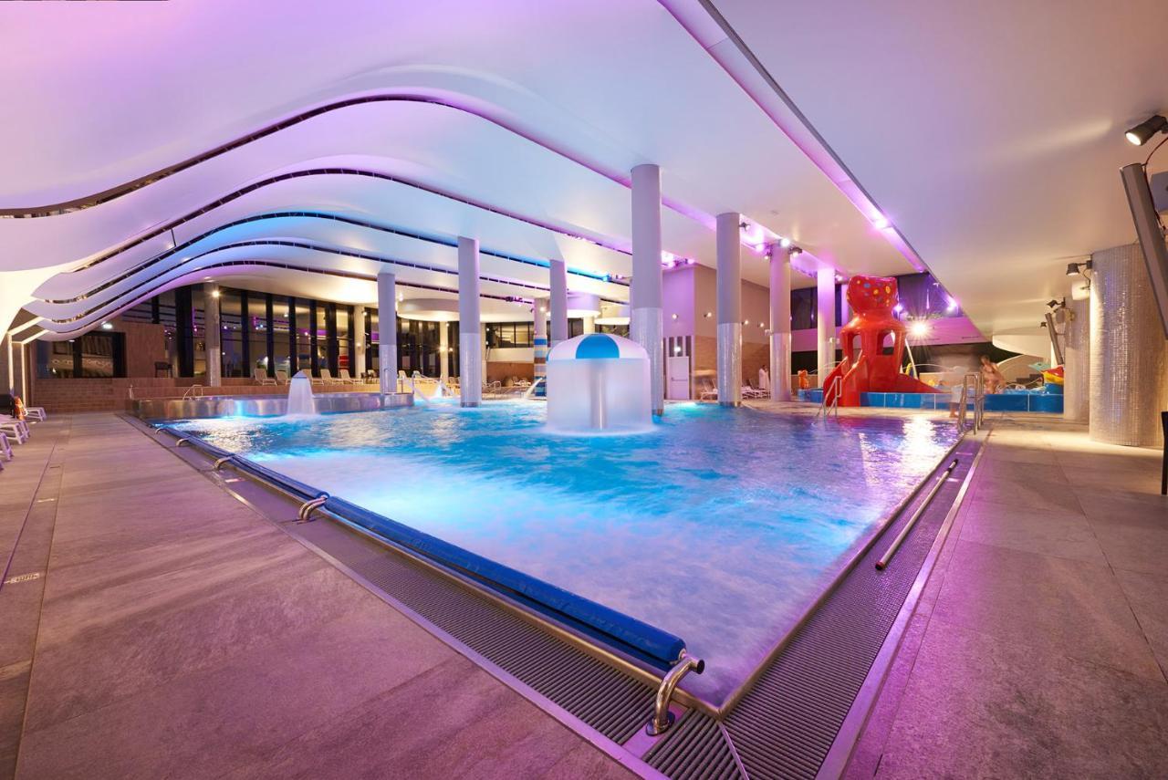 Vacationclub - Baltic Park Fort Apartament E.115 Swinoujscie Bagian luar foto
